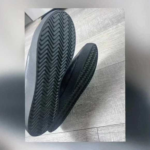 NOBULL All Black Perforated Traditional Leather Trainer Shoes - Picture 4 of 6